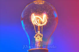 Le moderne lampade a led classe A++ consumano il 90% im meno rispetto ad una lampada ad incandescenza... ma il 50% in meno se confrontate con una a risparmio energetico